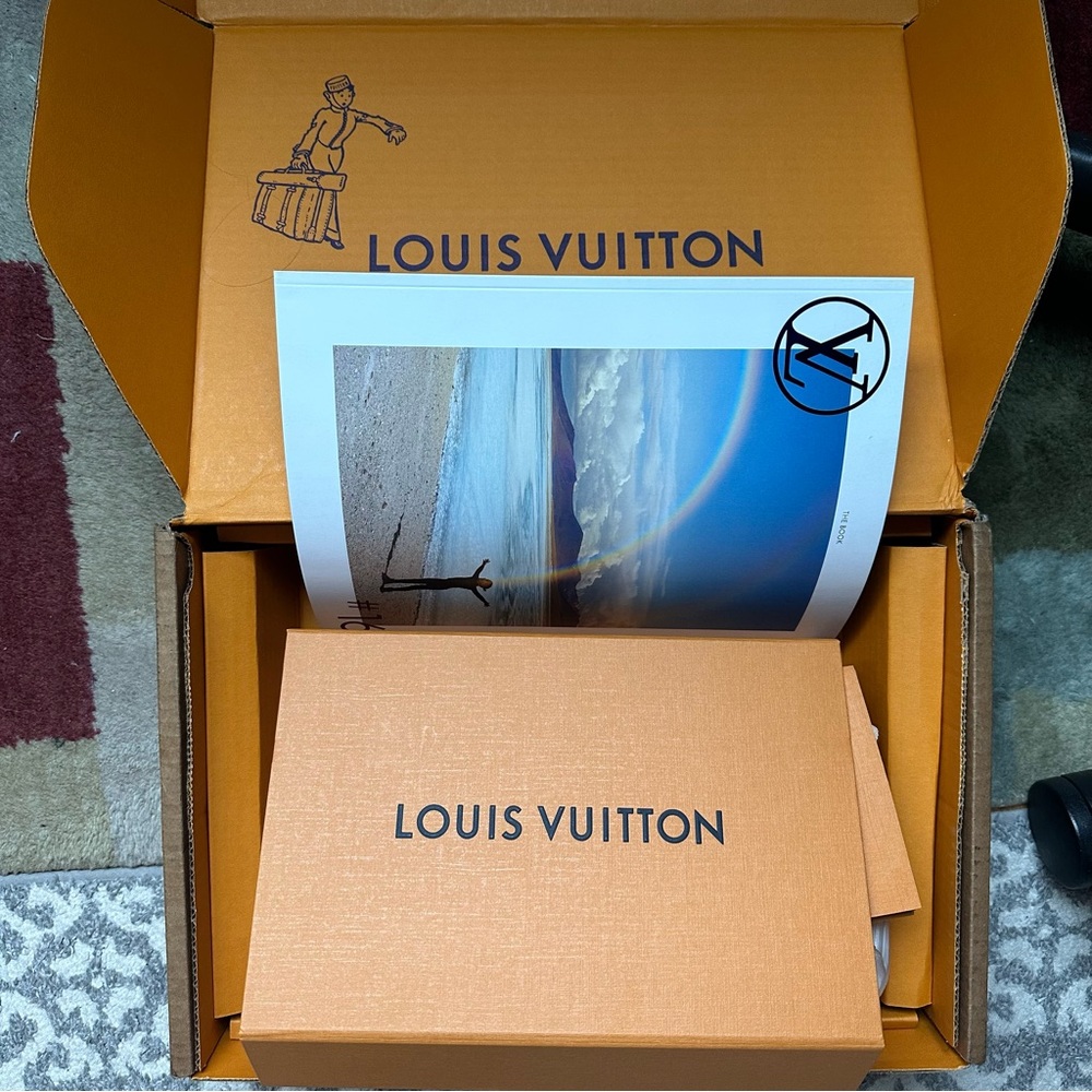 NEW Louis Vuitton LV NANO SPEEDY Monogram 2023 with Removable Adjustable Strap - Picture 11 of 11